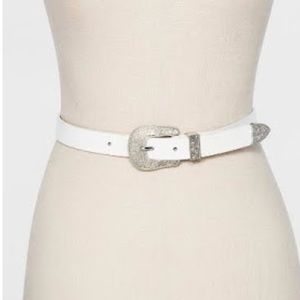 White Western Style Belt with Silver Buckle